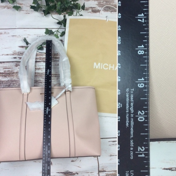 Michael Kors Large Tote Handbag NEW Ladies Purse - Picture 6 of 8
